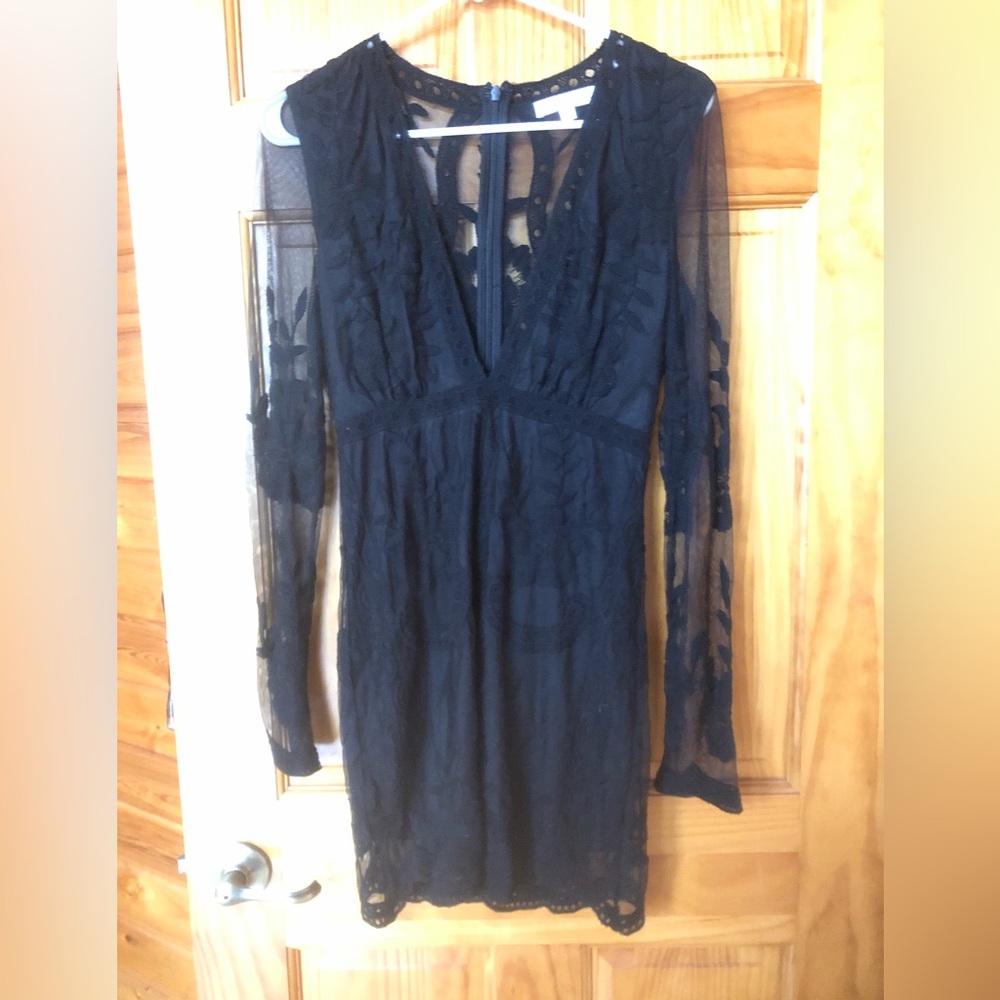 Lace detailed boutique dress